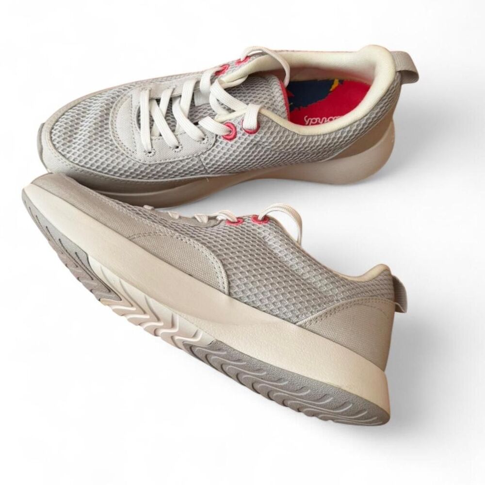 Allbirds x Rainbow River Women's Grey and White Sneakers Comfort Footwear Sz 8